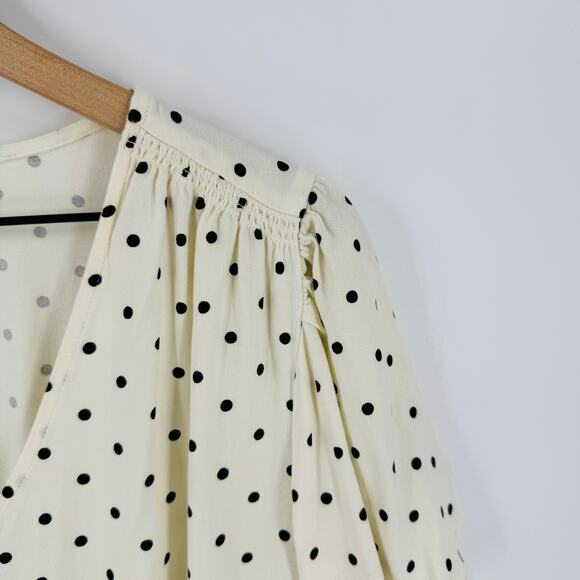 Old Navy Cream & Black Polka Dot Peplum Top Women’s Size XL - Picture 4 of 8